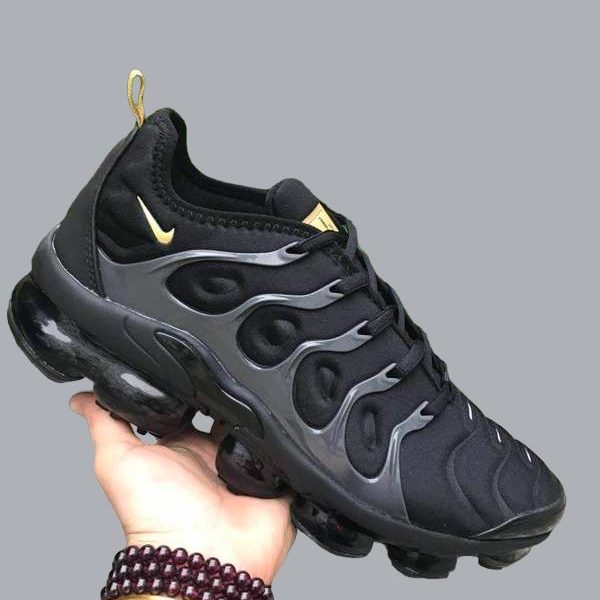 Nike Air VaporMax Plus ''Black & Metallic Gold & Anthracite''