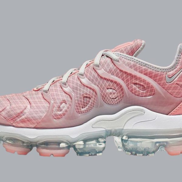 Nike Air VaporMax Plus ''Bleached Coral &  Pure Platinum''
