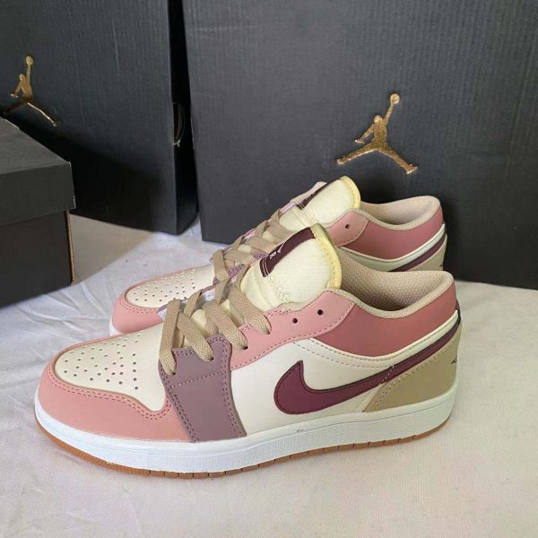 Nike SB Dunk Low 746D33