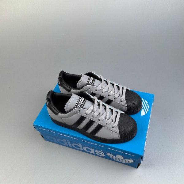 Adidas Superstar Pride H3T4WL