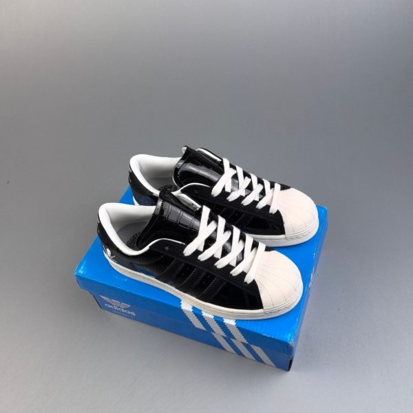 Adidas Superstar Pride H3T9WL