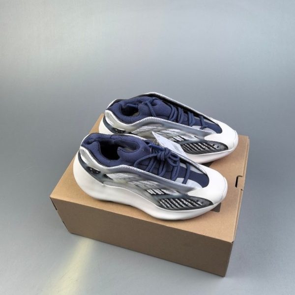 Adidas Yeezy 700 V3 E7T4PL