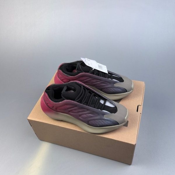 Adidas Yeezy 700 V3 E7T7PL