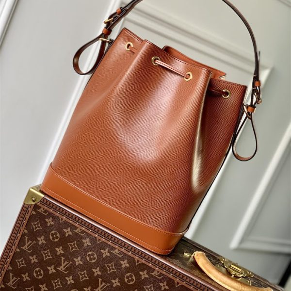 Bolso Louis Vuitton L0M5N8