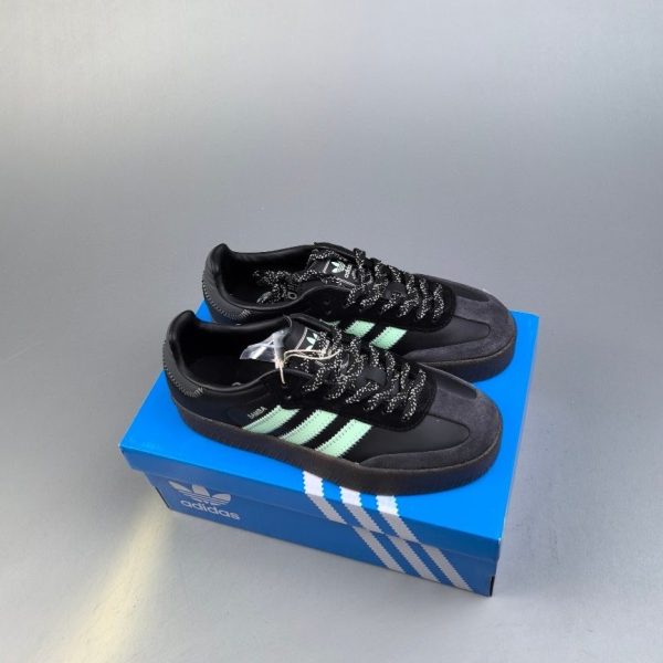 Adidas Samba Q8W9CV