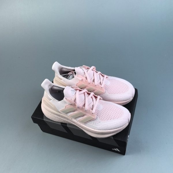 Adidas Ultraboost Q6Y8TL