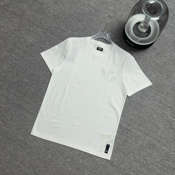 Camiseta Fendi Y7K3Q9 (2COLORES)