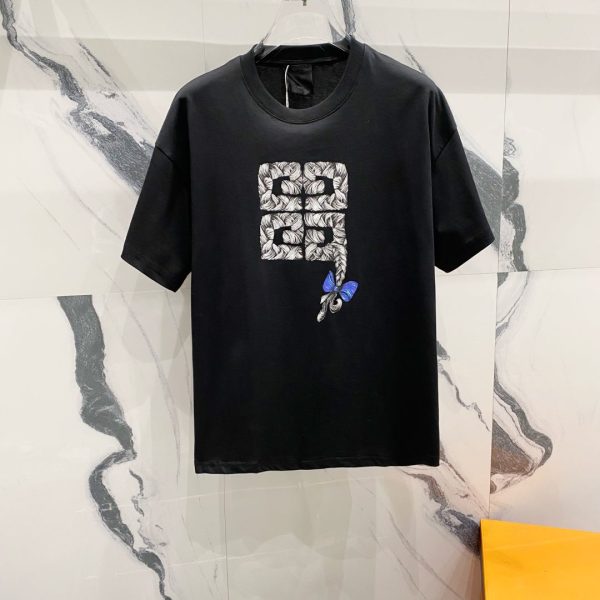 Camiseta Givenchy M4N9MR
