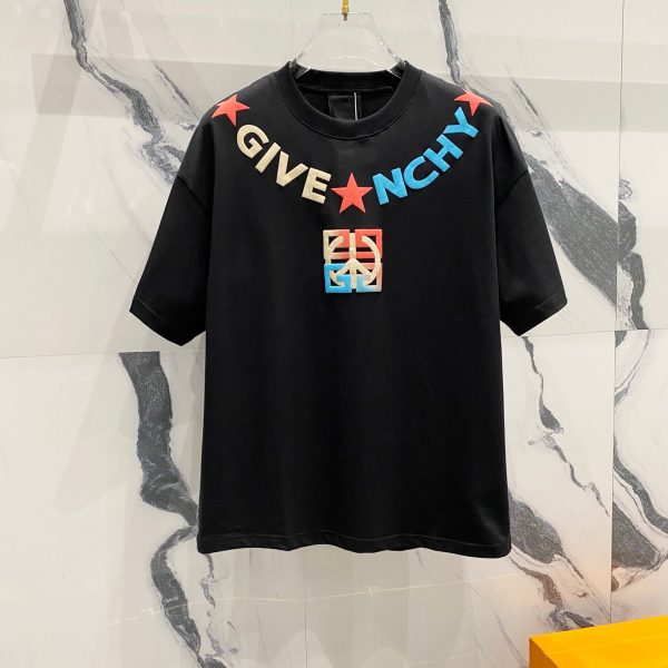 Camiseta Givenchy W7N6TL