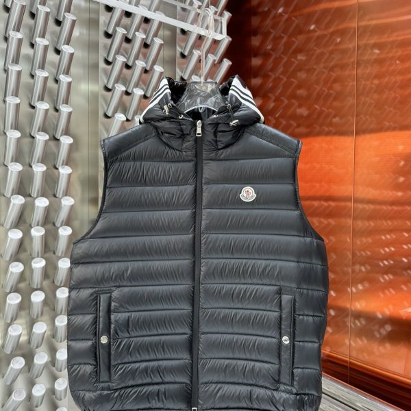 Chaleco Moncler J8K9L0