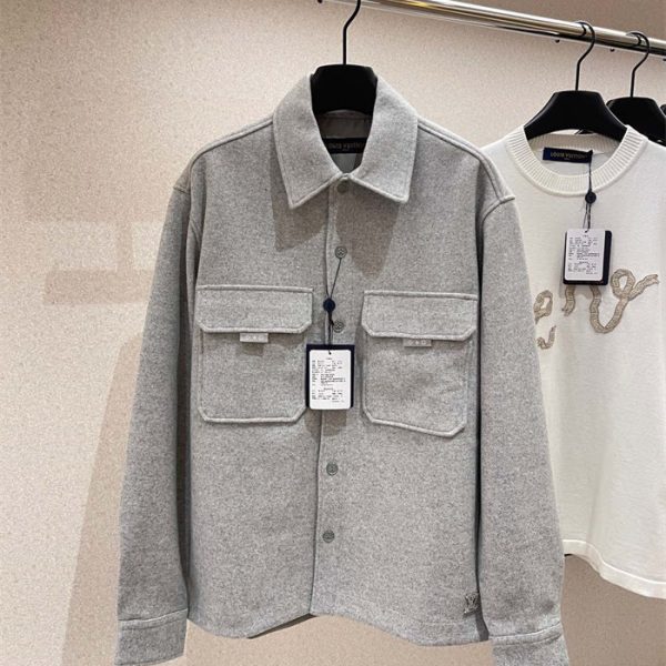 Chaqueta Louis Vuitton Z1P7WL