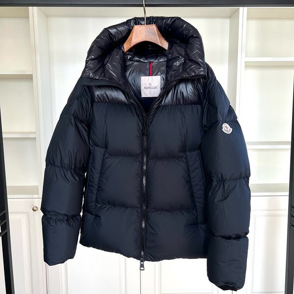 Chaqueta Moncler D0B7X3