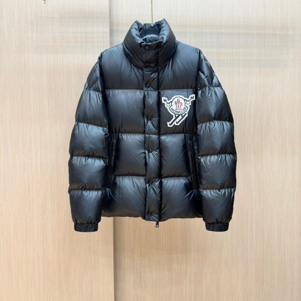 Chaqueta Moncler P2Q3R4