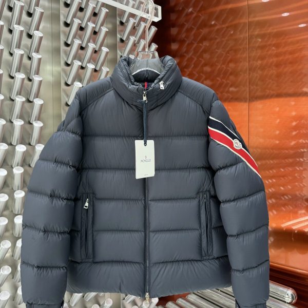Chaqueta Moncler Q1R2S3 (2COLORES)