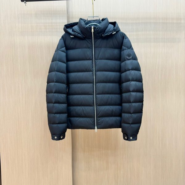 Chaqueta Moncler R8S9T0