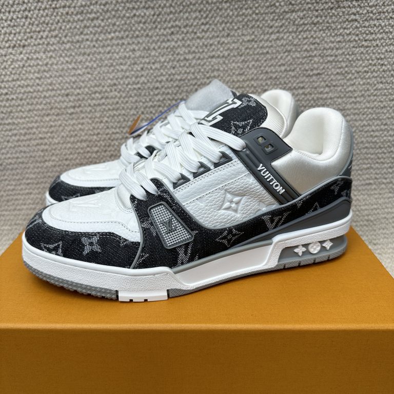 Louis Vuitton Trainer M9CYNC