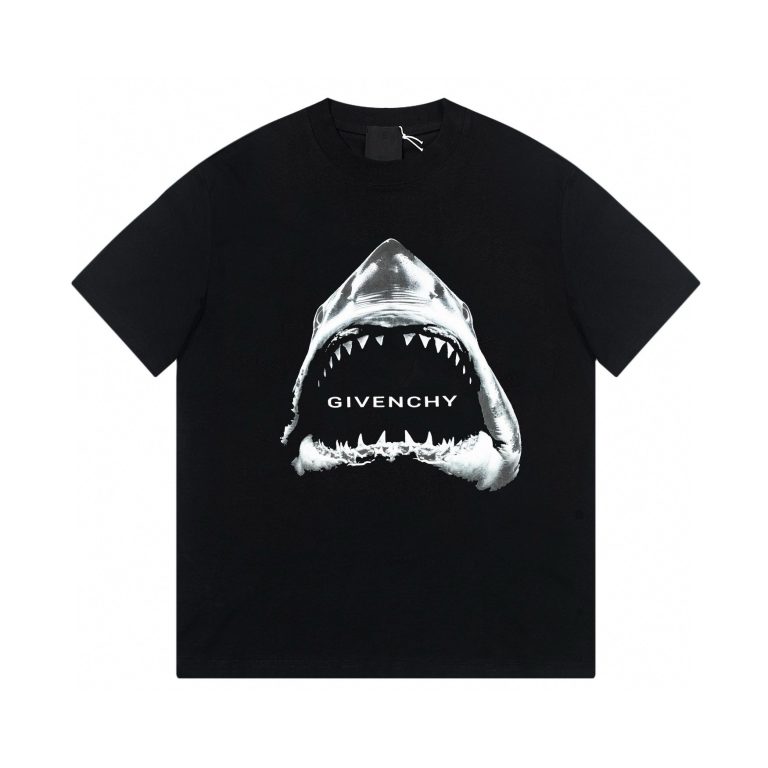 Camiseta Givenchy D9Z8WL