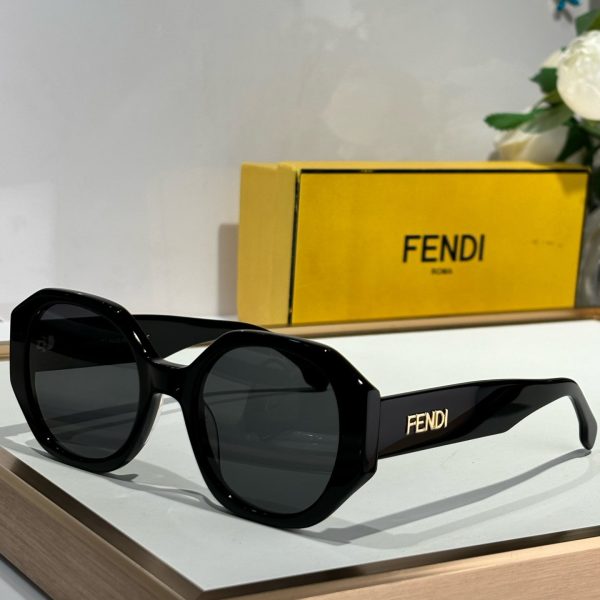 Gafas Fendi V4F6LY