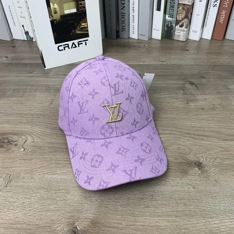 Gorra Louis Vuitton A1B2C3