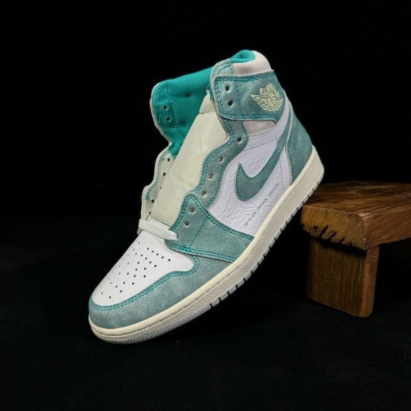 Nike Air Jordan 1 Retro High EY4MXW