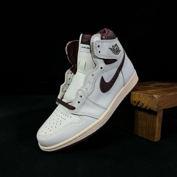 Nike Air Jordan 1 Retro High EYX2XW