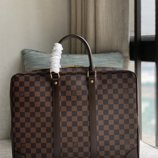 Bolso Louis Vuitton T8T2WL