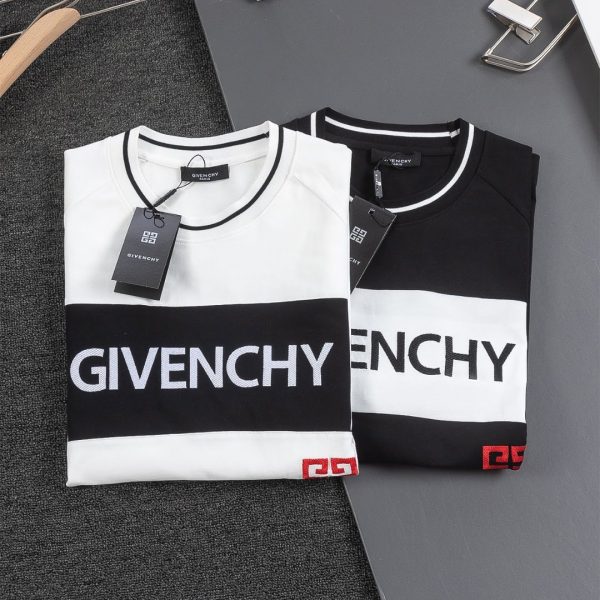 Camiseta Givenchy KRW45Y (2COLORES)