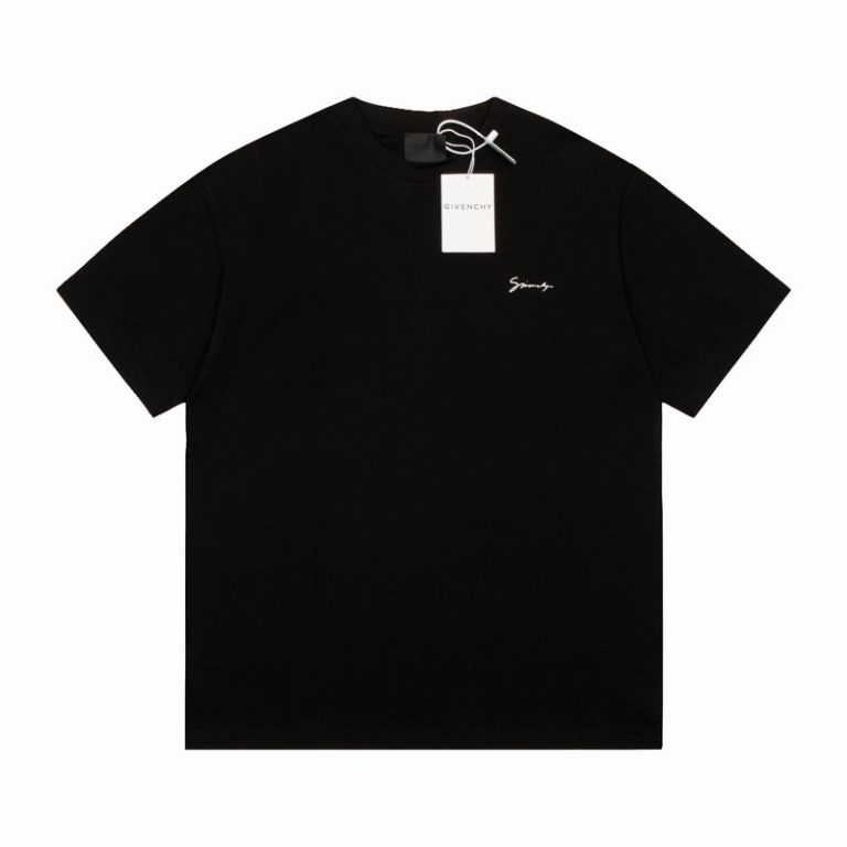 Camiseta Givenchy V2W3X4
