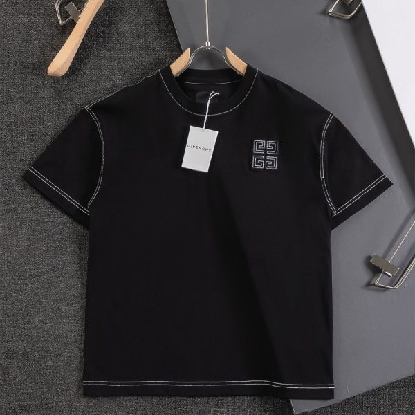 Camiseta Givenchy W85PRA