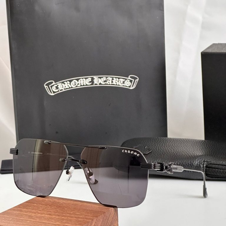 Gafas Chrome Hearts C7P3M5