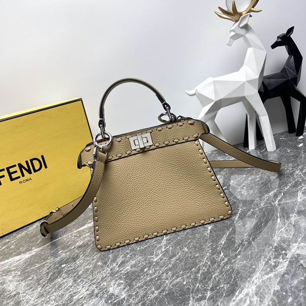 Bolso Fendi Peekaboo Iseeu M9L5FQ