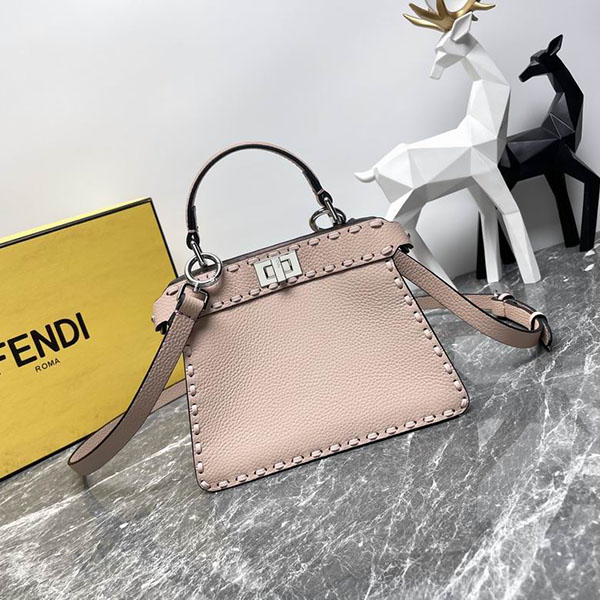 Bolso Fendi Peekaboo Iseeu XKZ9Q4