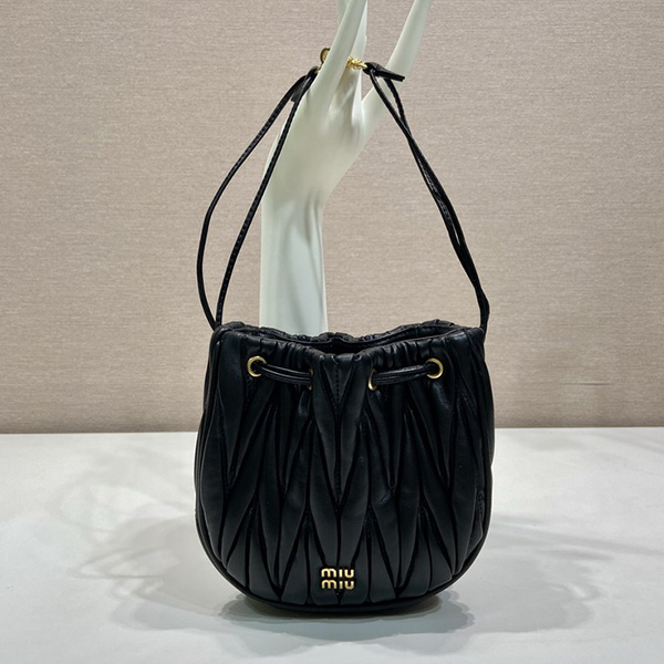 Bolso MiuMiu Y3A9E6