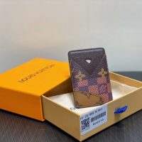 Cartera Louis Vuitton D2T9V4