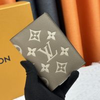 Cartera Louis Vuitton E5F5O5