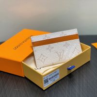 Cartera Louis Vuitton E8H2K5