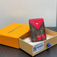 Cartera Louis Vuitton Q1W2U7