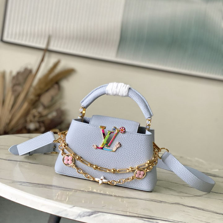 Bolso Louis Vuitton Capucines 2K7H3B