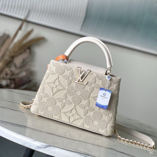 Bolso Louis Vuitton Capucines 5A7F9R