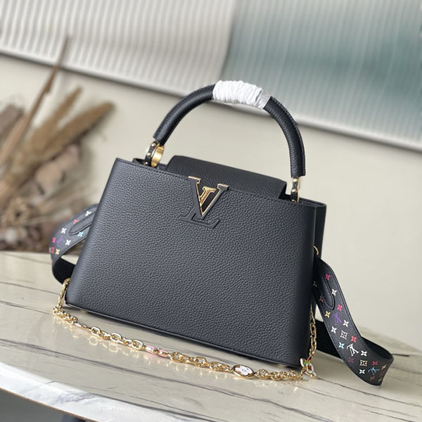 Bolso Louis Vuitton Capucines A3B9S8