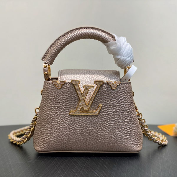 Bolso Louis Vuitton Capucines C7G4T4