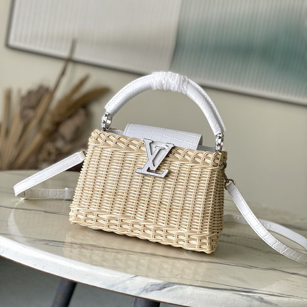 Bolso Louis Vuitton Capucines I8F4D7