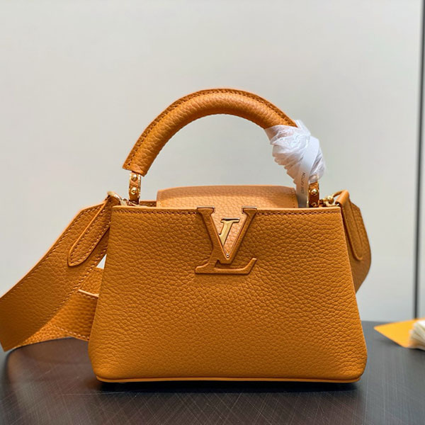 Bolso Louis Vuitton Capucines Mini L2P3L8