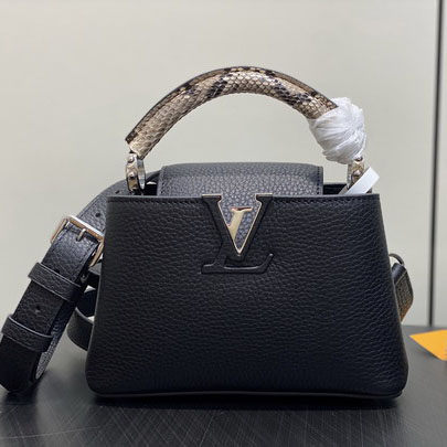 Bolso Louis Vuitton Capucines QK5Z7A