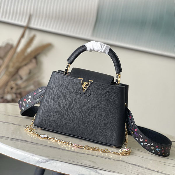 Bolso Louis Vuitton Capucines W2T3Y2