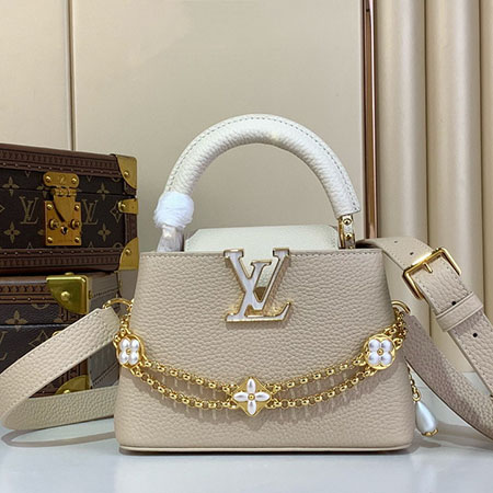Bolso Louis Vuitton Capucines Y3A9E7