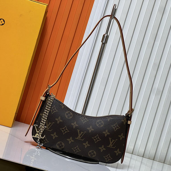 Bolso Louis Vuitton Liv Pochette T4D7A8
