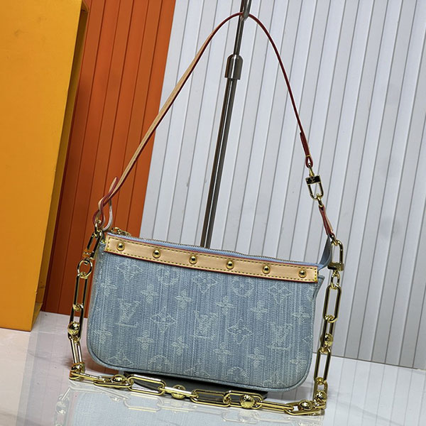 Bolso Louis Vuitton Pochette C3R5L7