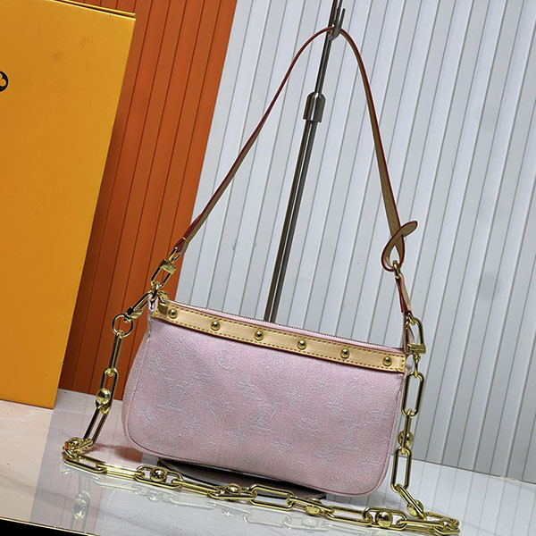 Bolso Louis Vuitton Pochette P5V1E5