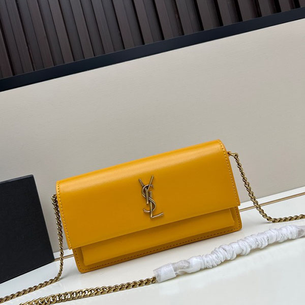 Bolso Yves Saint Laurent Q5M2KZ